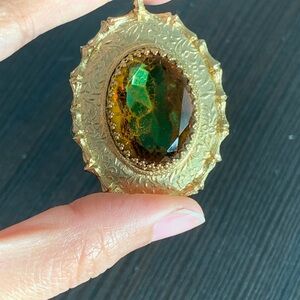 Sarah Coventry topaz-colored pendant